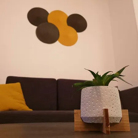 Apartment Comme Chez Soi A *